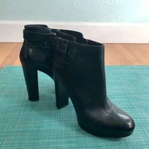 MICHAEL Michael Kors Cidney Platform Booties Black (Size 10)